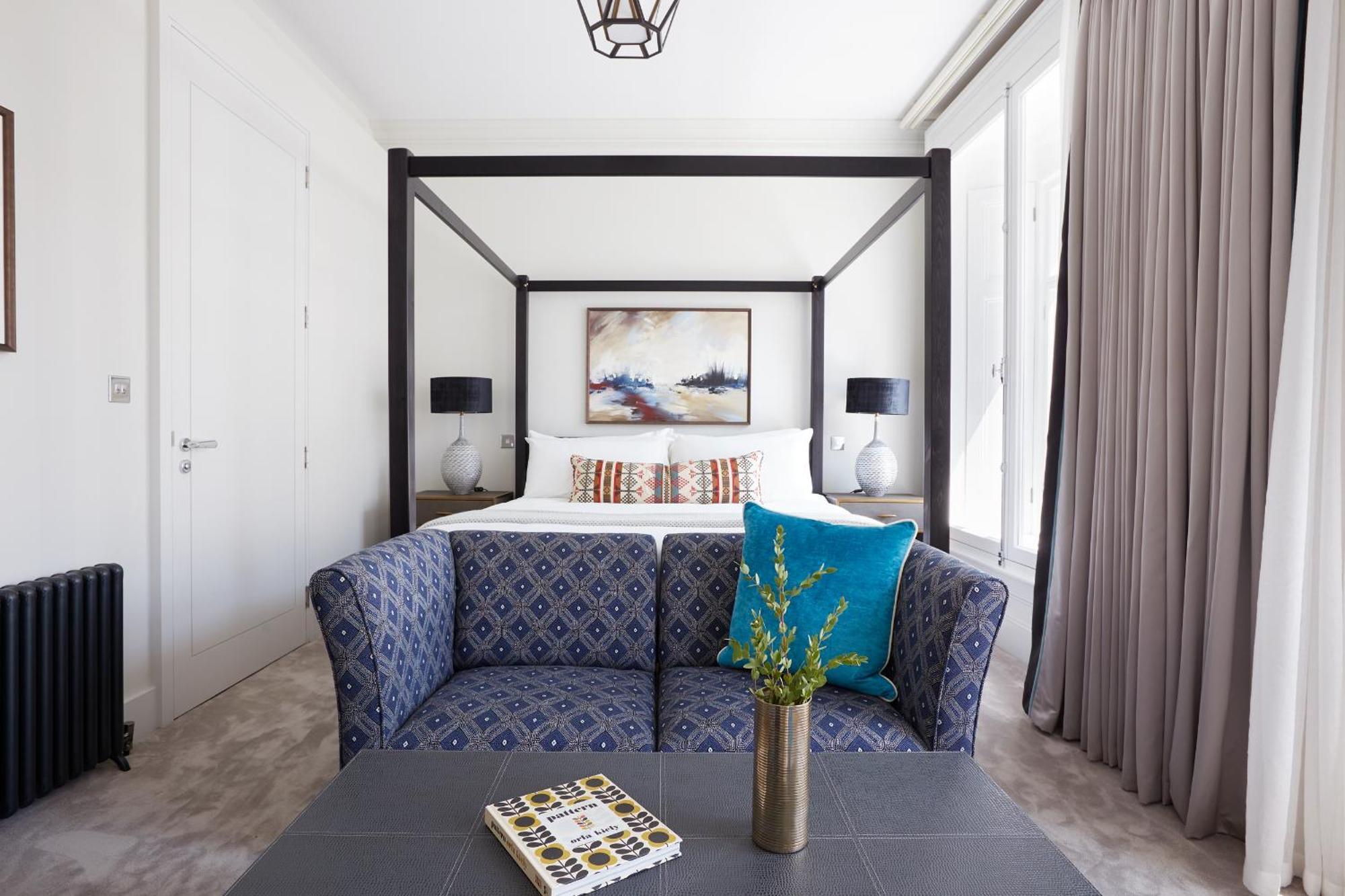 Sonder King Street Aparthotel Лондон Екстериор снимка
