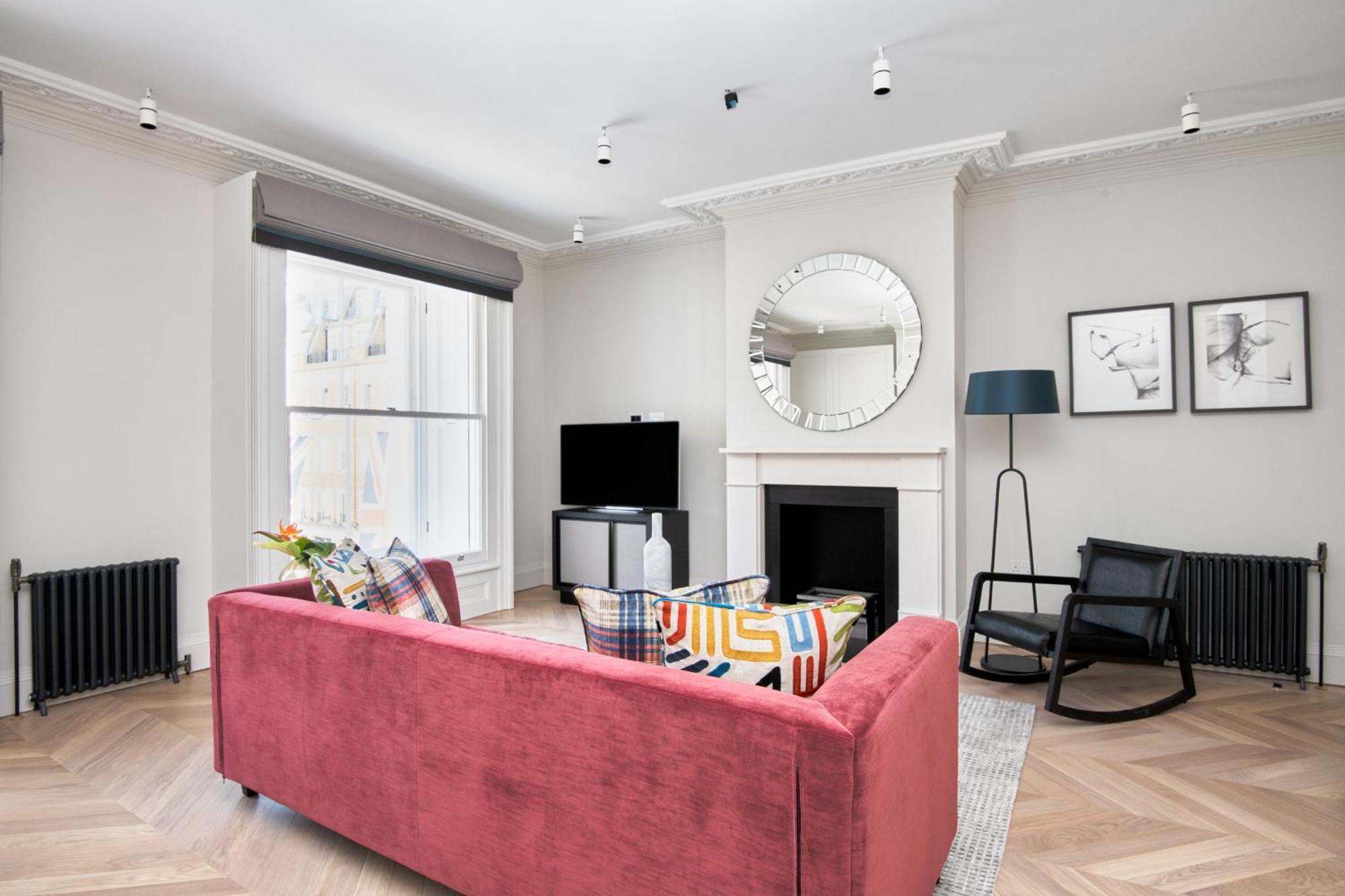 Sonder King Street Aparthotel Лондон Екстериор снимка